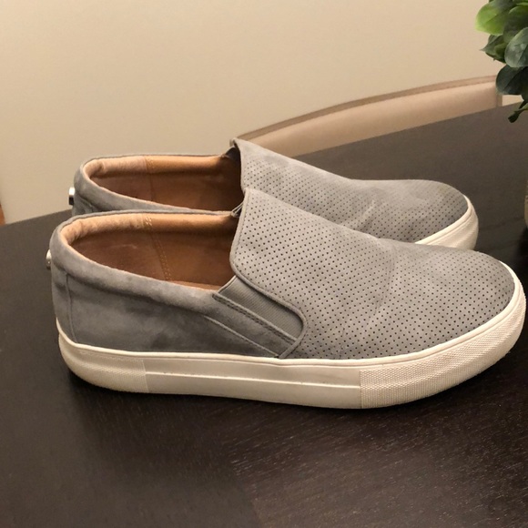 Steve Madden Shoes - STEVE MADDEN Gray Suede Platform Vans